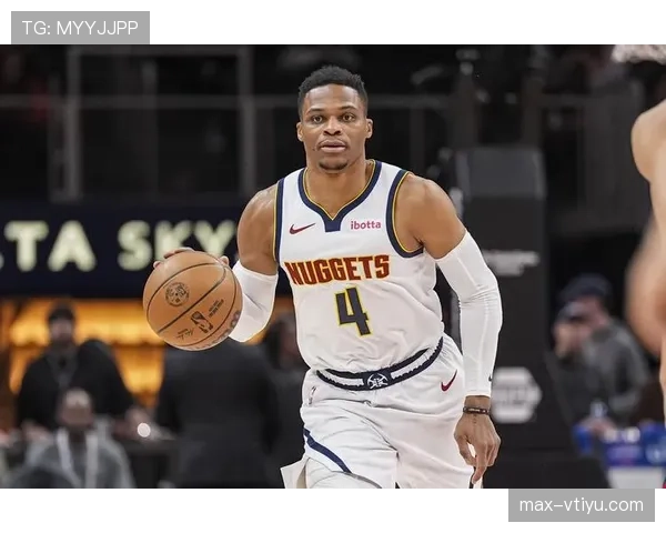 霍勒迪通过挡拆拉开空间提升威少投篮效率明显